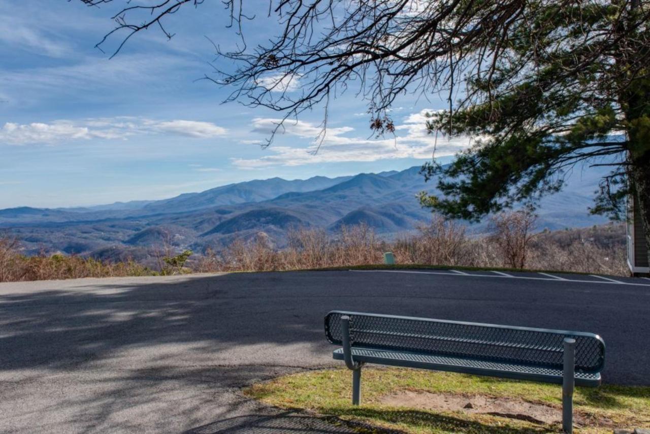 Smoky Mountains Studio With Balcony Gatlinburg Exteriér fotografie